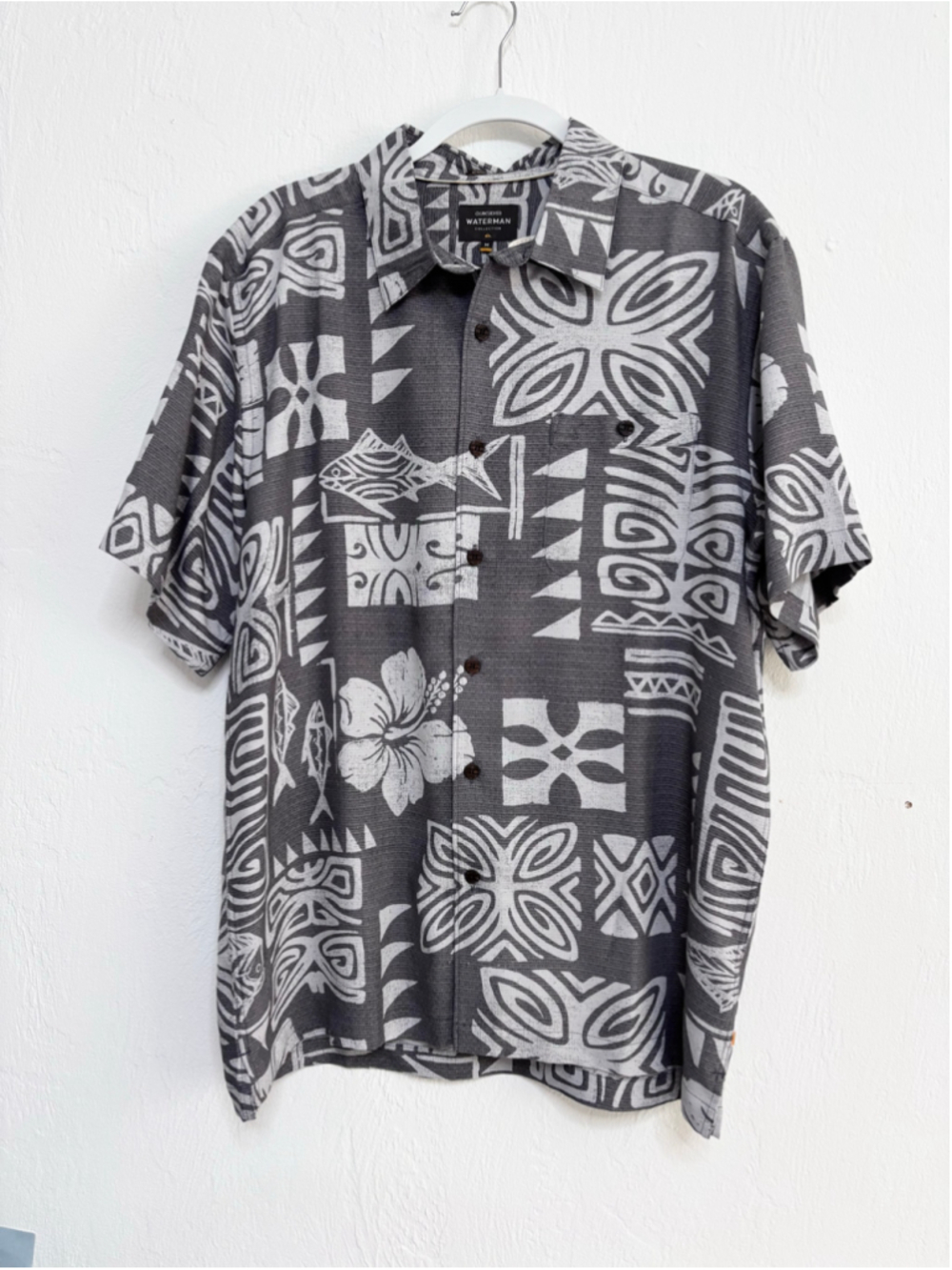 Men's Quiksilver Waterman Casual Button Down Shirt M Gray White Modal Poly
